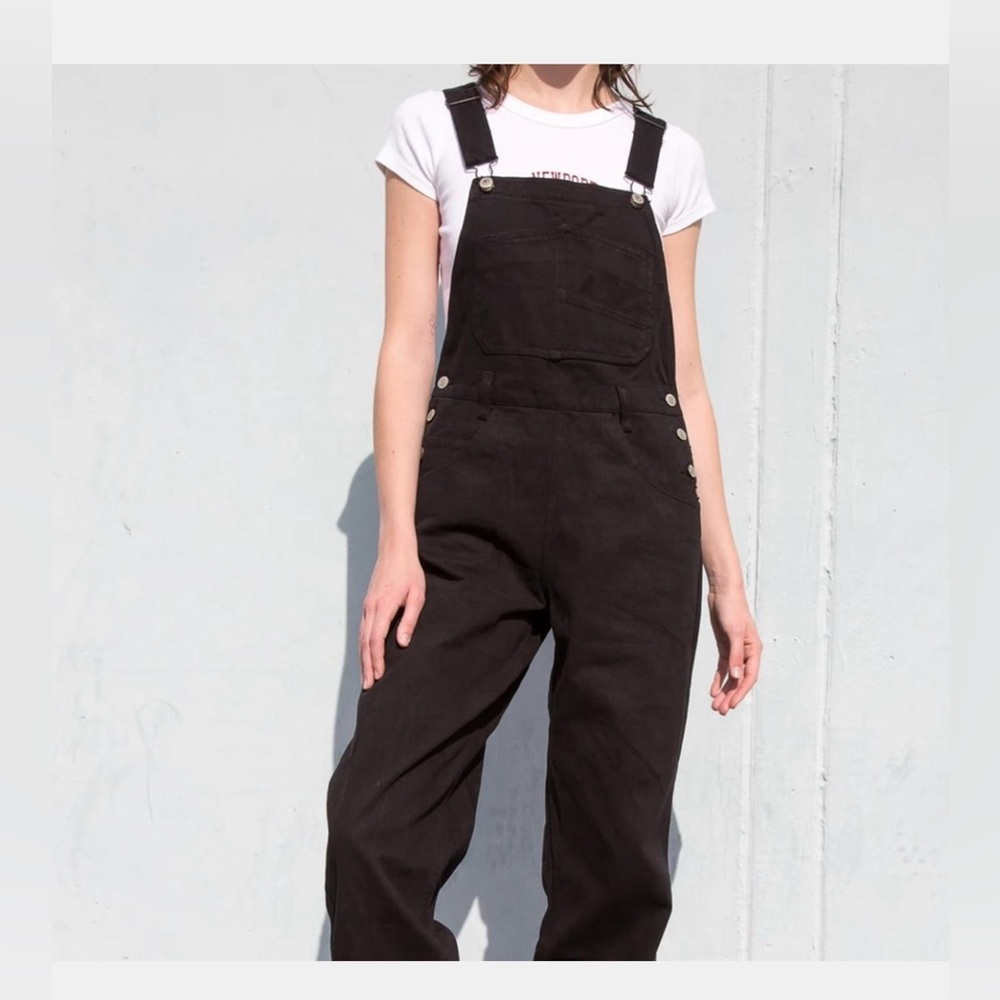 NWT, Brandy Melville, J. Galt Black Denim Overalls w/adjustable straps, Small - Picture 3 of 9